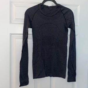 Lululemon long sleeve workout shirt!!!